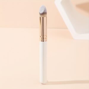 Precision Angled Concealer Brush
