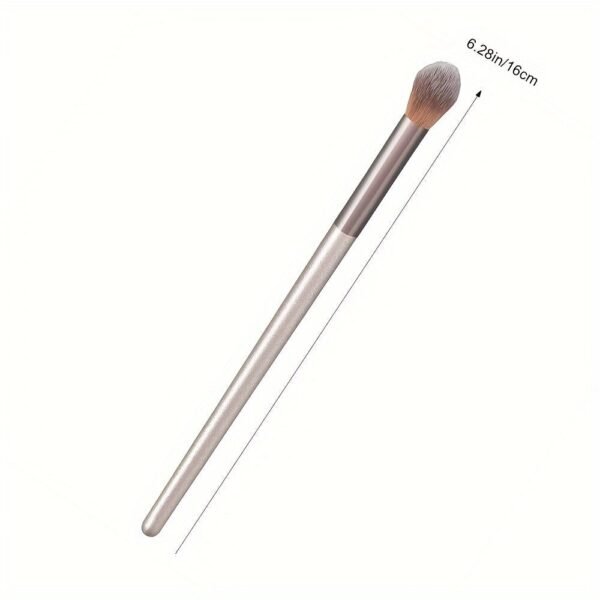 Wooden Champagne Highlighter Brush - Soft Bristles, Ergonomic Design